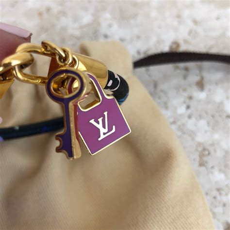 louis vuitton bracelet authentication